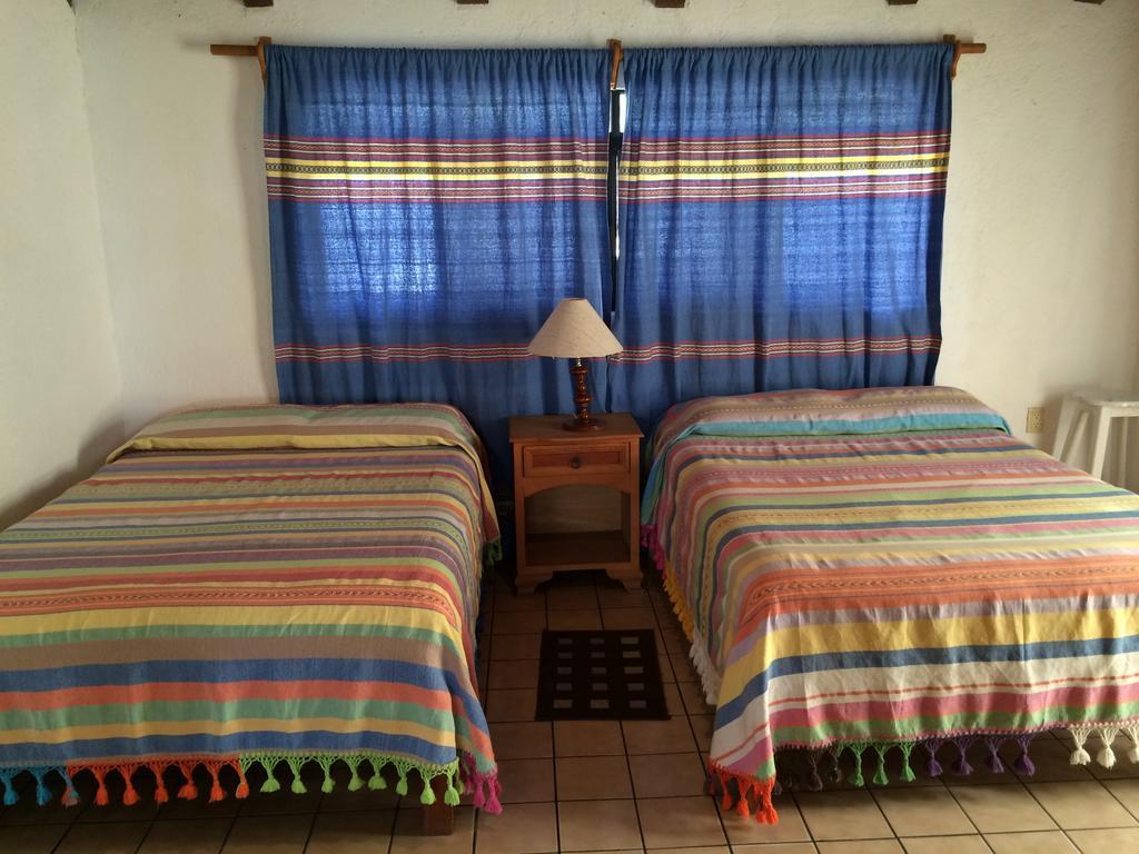 Hotel Mayflower Puerto Escondido  Oda fotoğraf