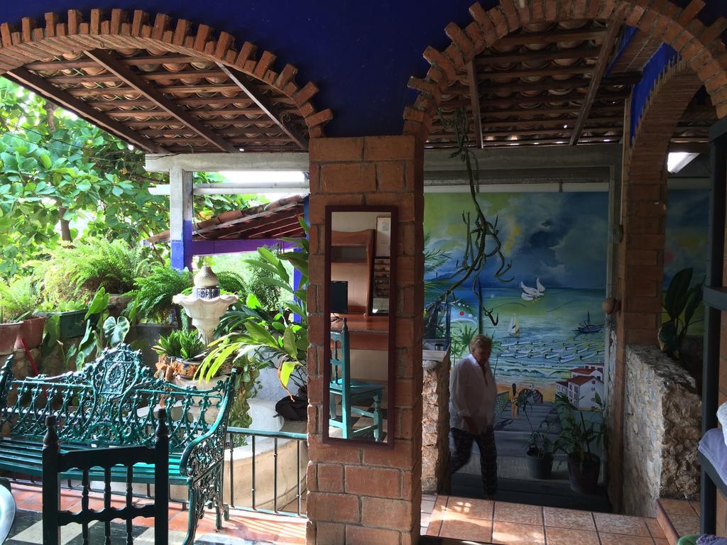 Hotel Mayflower Puerto Escondido  Dış mekan fotoğraf