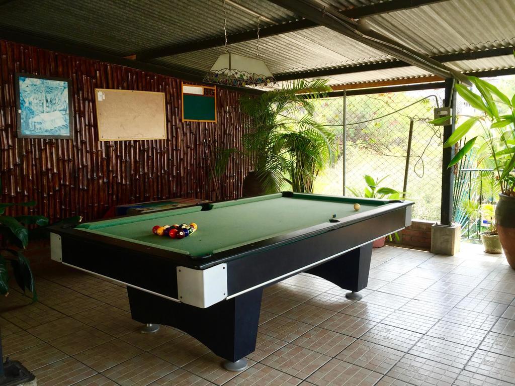 Hotel Mayflower Puerto Escondido  Dış mekan fotoğraf