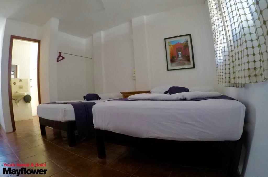 Hotel Mayflower Puerto Escondido  Dış mekan fotoğraf
