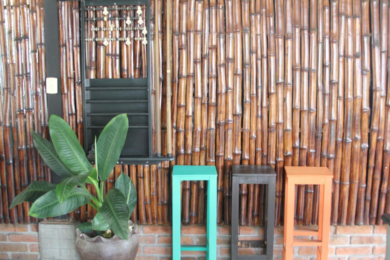 Hotel Mayflower Puerto Escondido  Dış mekan fotoğraf