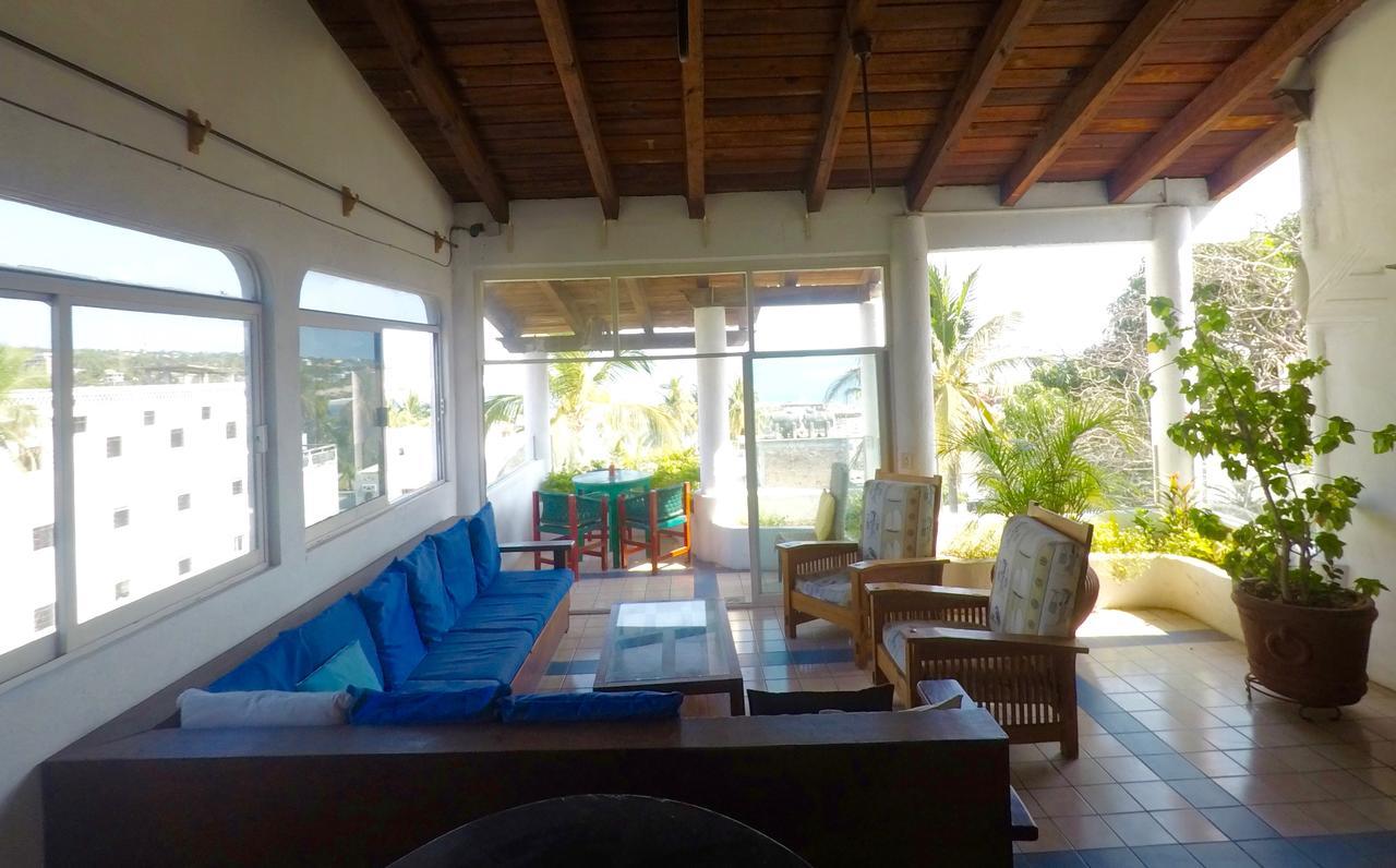 Hotel Mayflower Puerto Escondido  Dış mekan fotoğraf